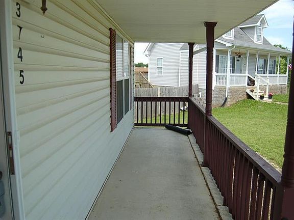 3rd image of 3745 Parsons Way