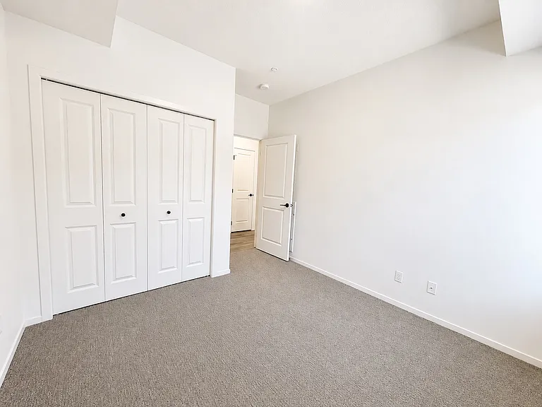 140 Mahogany St S #111 — Photo 22