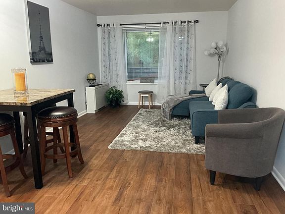 2nd image of 4545 Macarthur Blvd NW APT G5