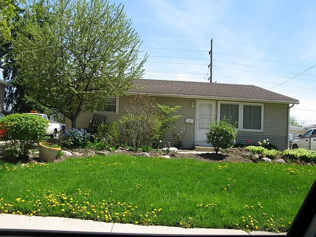 1115 Denver Dr photo 1