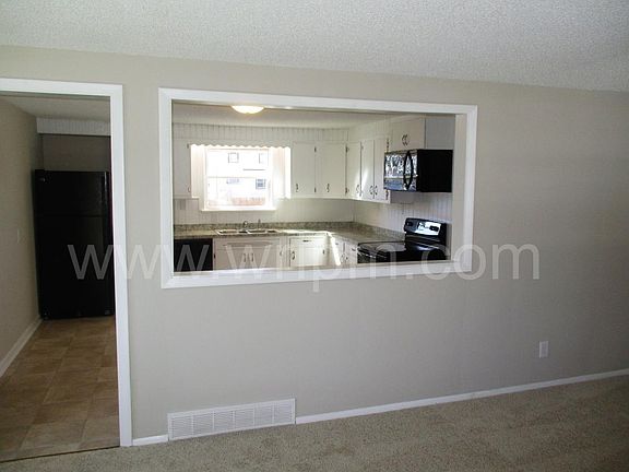 4th image of 6704 Gates Dr