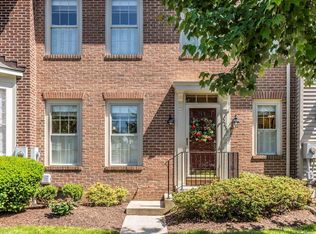 2231 Village Square Rd, Frederick, MD 21701