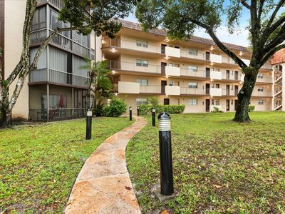 6200 S Falls Circle Dr #410, Lauderhill, FL, 33319