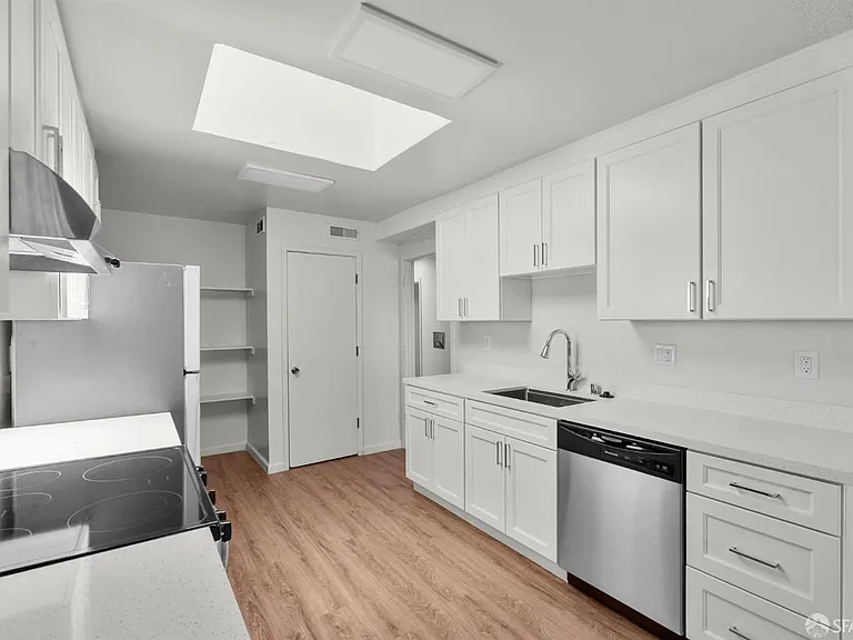 1212 Pacific Ave #3 — Photo 9