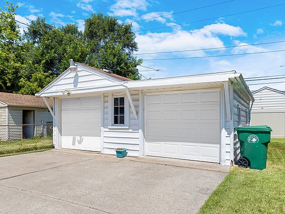 3rd image of 28674 Krauter St