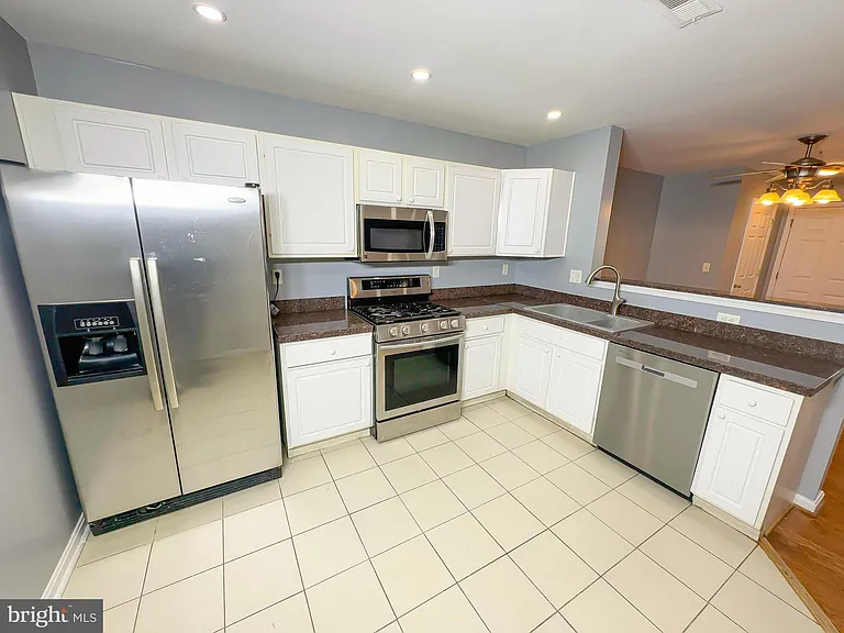 1632 Briarview Ct #50 — Photo 6