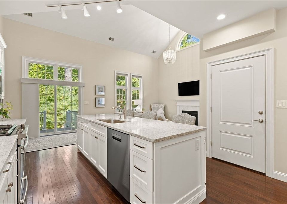 Eastover Glen 35 Eastover Rd Walpole MA Zillow