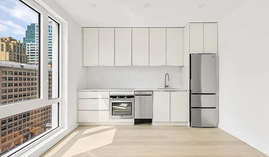 150 Lawrence Street — Photo 3