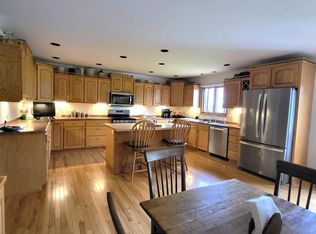 E4913 Jones Rd, Spring Green, WI 53588