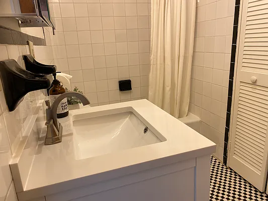 Rented by Owner | media 21