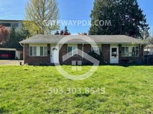 9932 SE Caruthers St, Portland, OR 97216