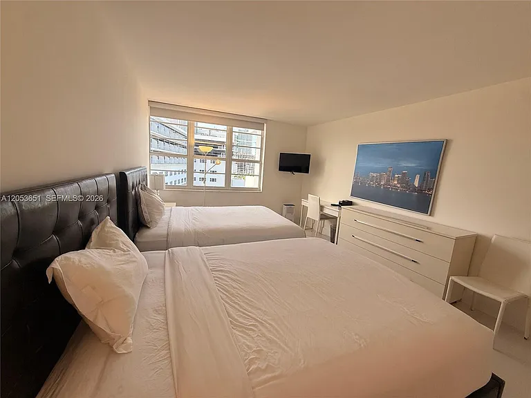 100 Lincoln Rd #1035 — Photo 11
