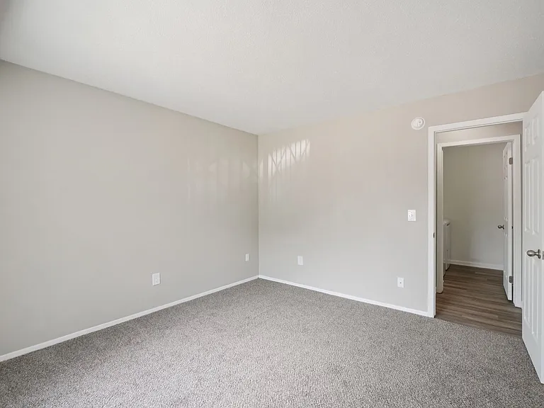 Beachwood Townhomes of Harrison Township — Photo 41