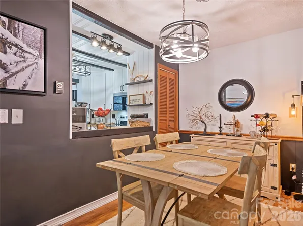 102 Sanctuary Rd #B, Maggie Valley, NC 28751