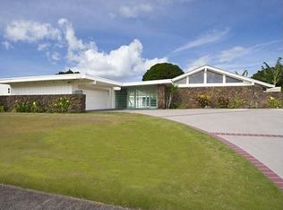 1118 Waiholo St, Honolulu, HI 96821