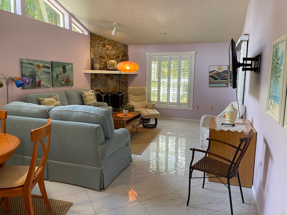 1st image of 5022 Village Gardens Dr