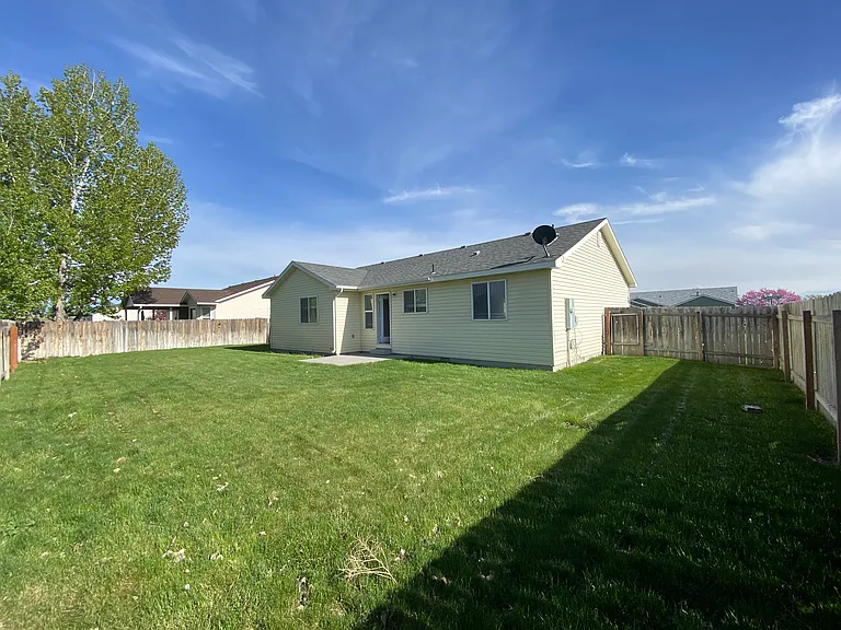 1032 NE Trailridge Ct — Photo 25