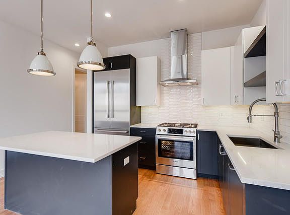 3rd image of 1511 W Ohio St #3W