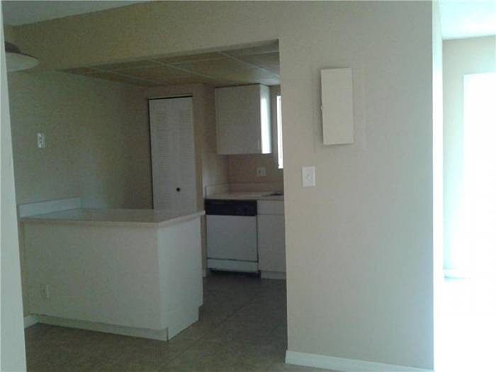 1st image of 6900 SW 39th St APT 104
