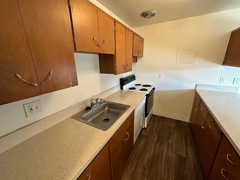 14421 8th Ave SW #209 — Photo 12