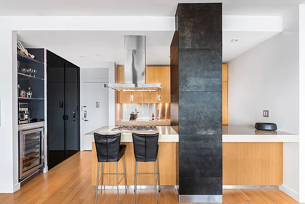 Sold by Compass | media 18