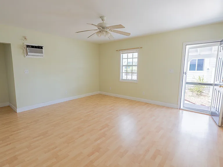 716 High St #2 — Photo 3