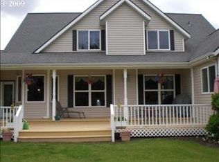 9875 NE Meadow Loop Rd, Newberg, OR 97132