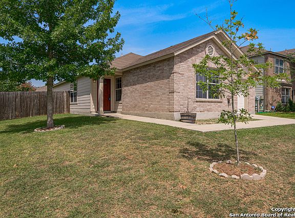 3rd image of 116 LONE STAR WAY