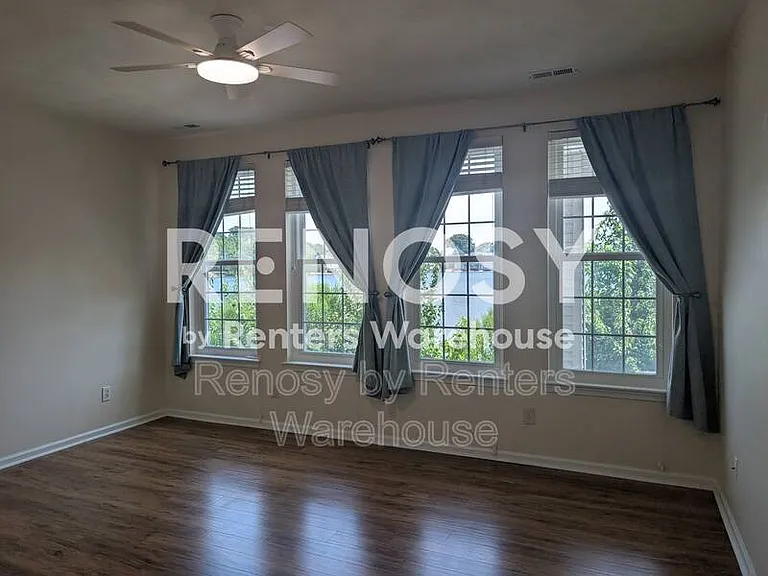 5520 Summer Cres — Photo 19