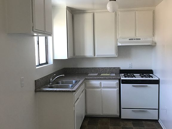 2nd image of 11502 Killion St APT 6