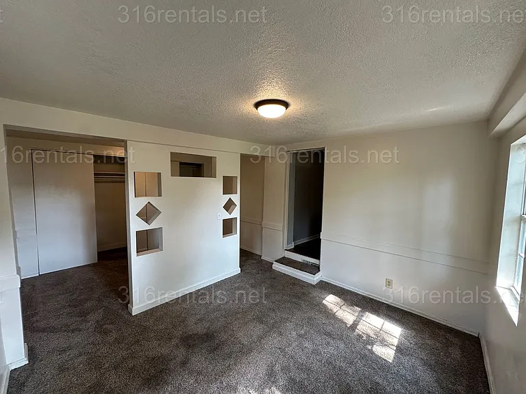 1748 S Meridian Ave — Photo 20