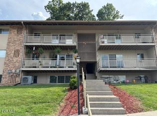 1145 Carriage Cir #204, Bristol, VA 24201