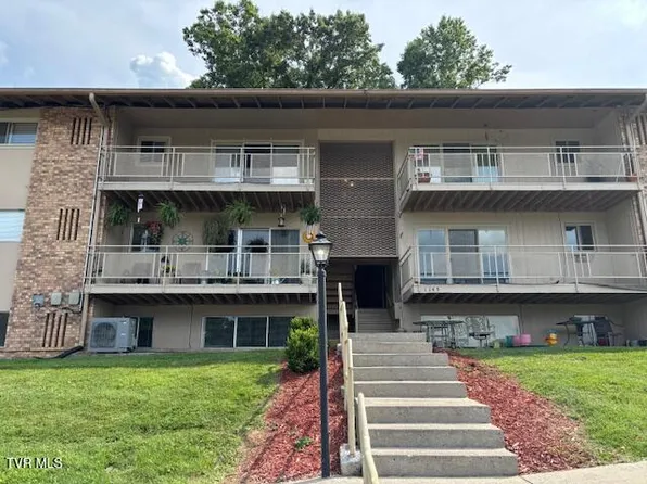 1145 Carriage Cir #204, Bristol, VA 24201