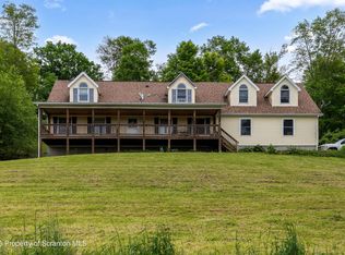 240 R Hirkey Rd, Meshoppen, PA 18630