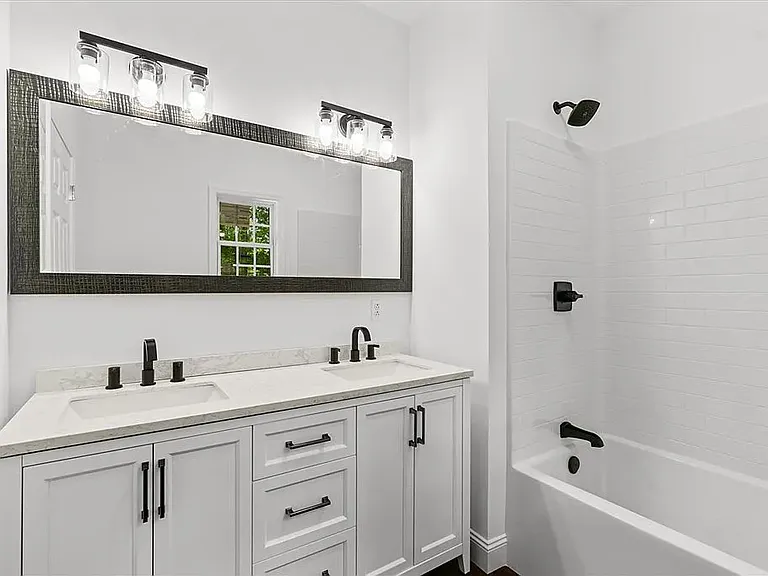 3005 Crystal Mark Ln — Photo 32
