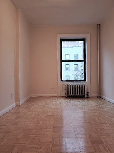 1st image of 310 W 14th St APT 2B