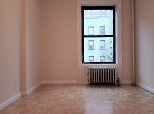 310 W 14th St APT 2B, New York, NY 10014