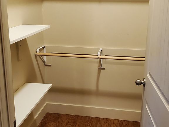 Walk-In-Closet main bedroom