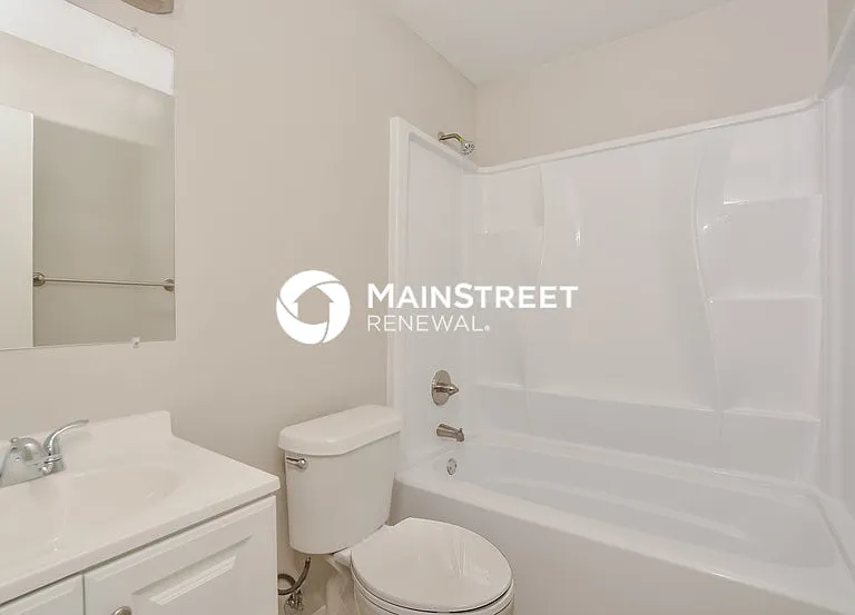 2404 Calloway Dr — Photo 9