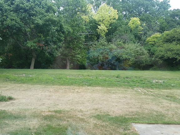3rd image of 2460 Birchcrest Dr SE