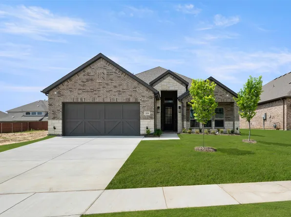 329 Lovett Ln, Burleson, TX 76028