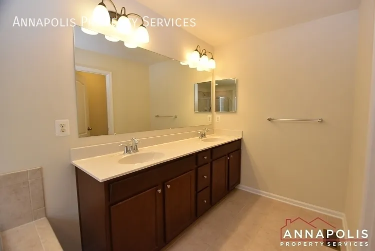 1013 Red Clover Rd — Photo 12