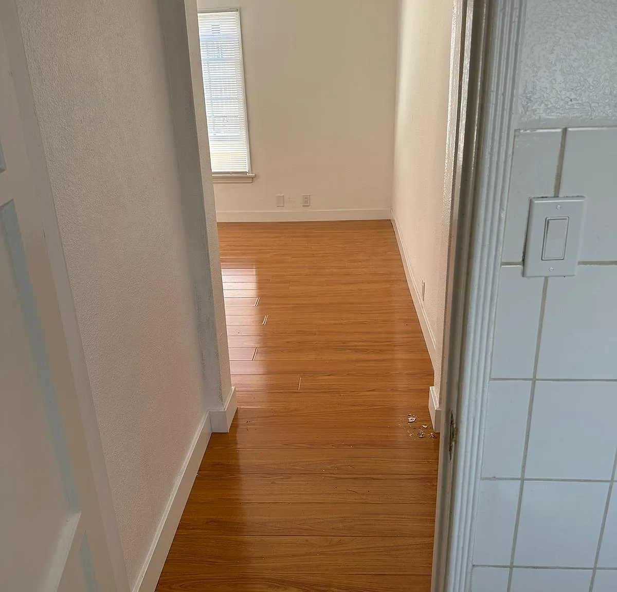 Studio, 400 sqft, $1,795 — Photo 3