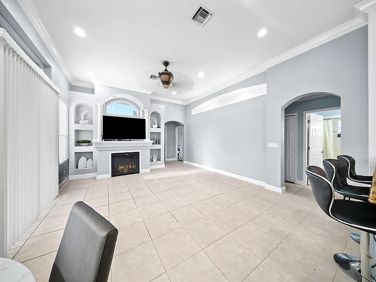 5918 NW Hann Dr — Photo 19