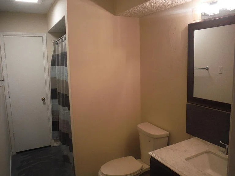221 Hood St — Photo 41