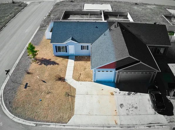 12356 Truax St, Epping, ND 58843
