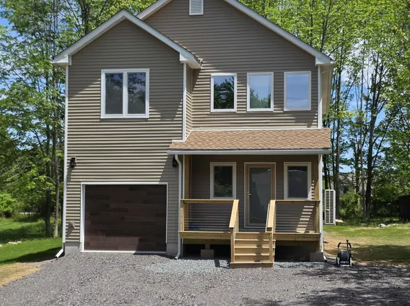 48 Grandview Dr, Lake Ariel, PA 18436