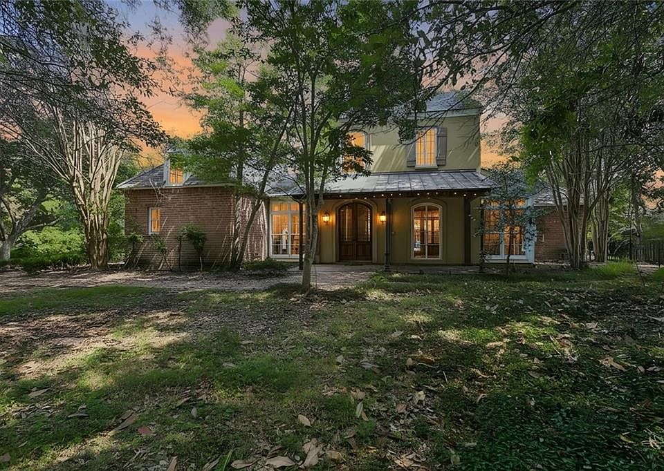 1st image of 321 Copal St
