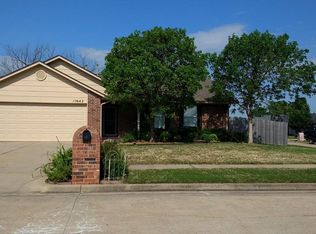 17642 S Santa Fe St W, Mounds, OK 74047