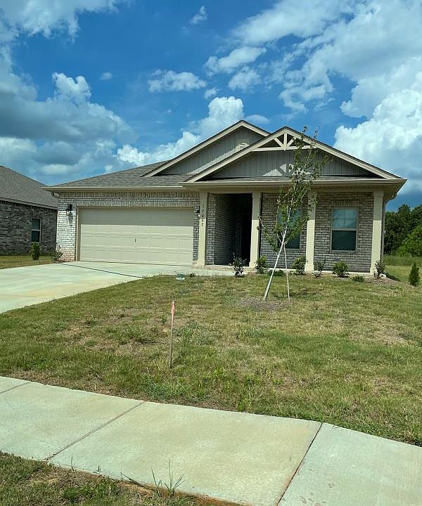 1st image of 17007 Carriage Station Dr